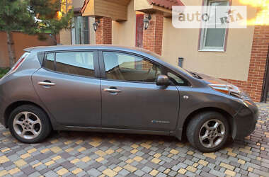 Хетчбек Nissan Leaf 2014 в Одесі