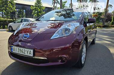 Хетчбек Nissan Leaf 2016 в Києві