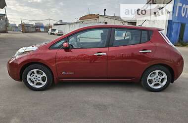 Хэтчбек Nissan Leaf 2014 в Шостке