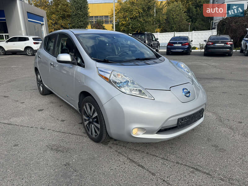 Хэтчбек Nissan Leaf 2013 в Одессе