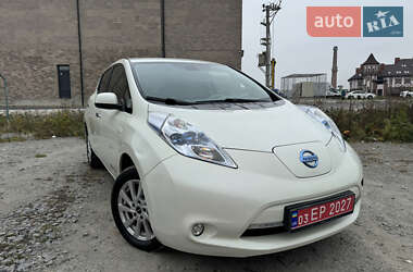 Хэтчбек Nissan Leaf 2011 в Львове