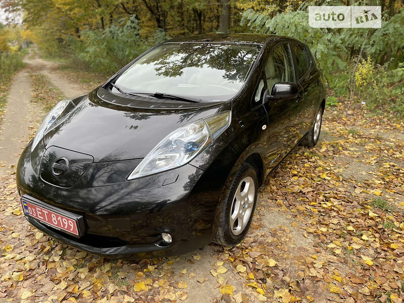 Хетчбек Nissan Leaf 2012 в Луцьку