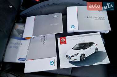 Хэтчбек Nissan Leaf 2019 в 