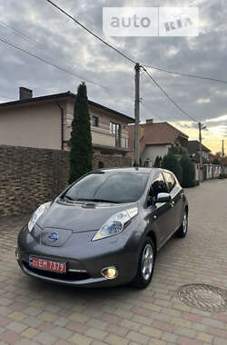 Хэтчбек Nissan Leaf 2014 в Ужгороде