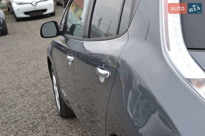 Хетчбек Nissan Leaf 2014 в Луцьку