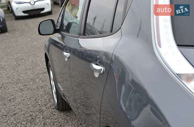 Хетчбек Nissan Leaf 2014 в 