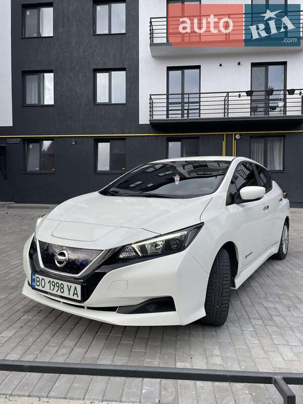 Хетчбек Nissan Leaf 2018 в Кременці