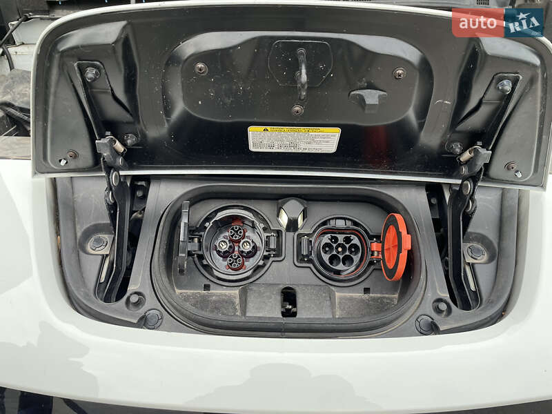 Хетчбек Nissan Leaf 2018 в Кременці