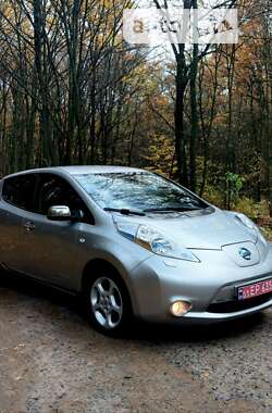 Хэтчбек Nissan Leaf 2014 в Луцке