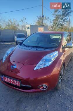 Хэтчбек Nissan Leaf 2012 в Кривом Роге