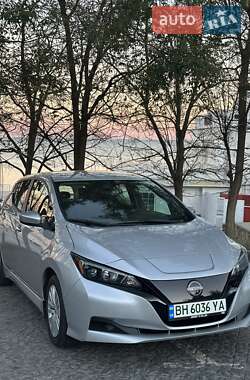 Хэтчбек Nissan Leaf 2022 в Одессе