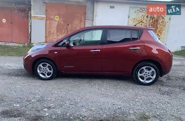 Хэтчбек Nissan Leaf 2012 в Черновцах