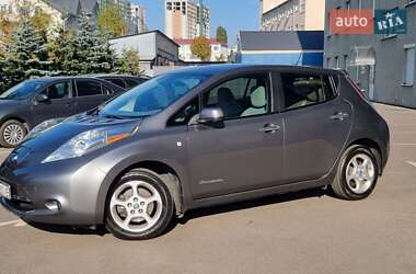 Хетчбек Nissan Leaf 2014 в Києві