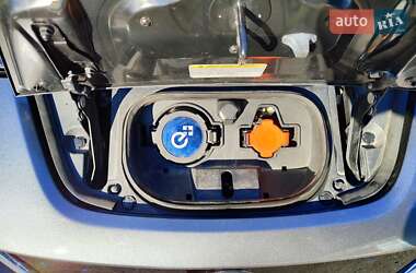 Хэтчбек Nissan Leaf 2020 в 