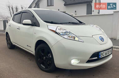 Хэтчбек Nissan Leaf 2012 в Трускавце