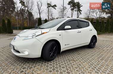 Хетчбек Nissan Leaf 2015 в Харкові