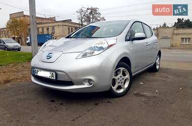 Хетчбек Nissan Leaf 2011 в Києві