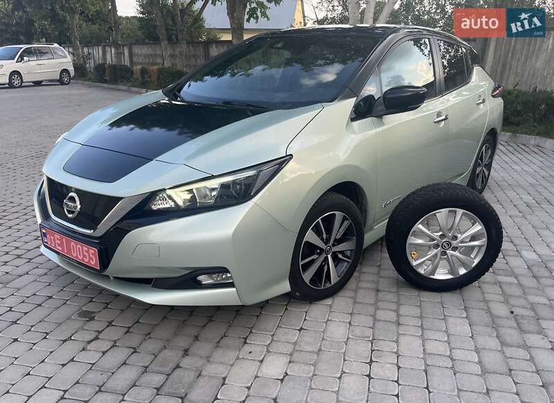 Хетчбек Nissan Leaf 2018 в Тернополі