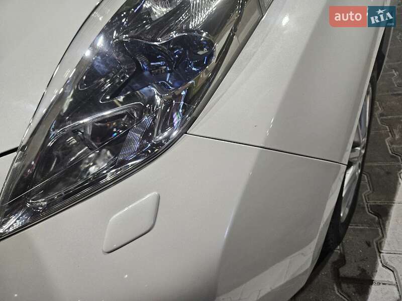 Хэтчбек Nissan Leaf 2017 в Глобине