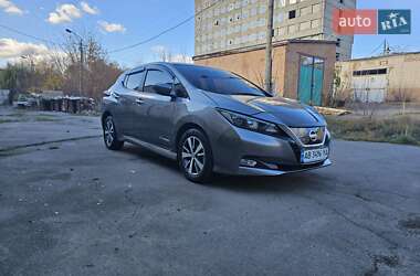 Хетчбек Nissan Leaf 2018 в Вінниці