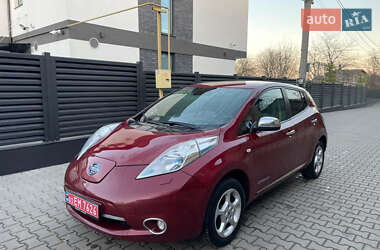 Хэтчбек Nissan Leaf 2014 в Черновцах