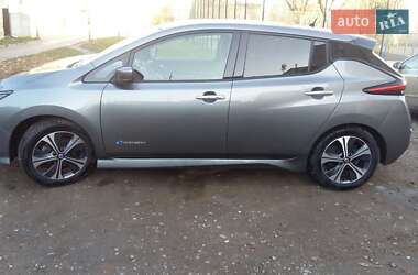 Хэтчбек Nissan Leaf 2019 в Львове