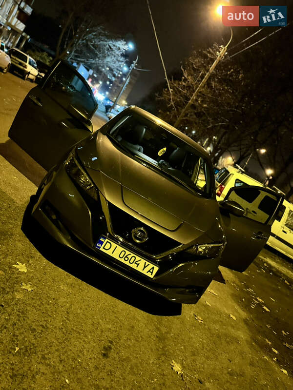 Хэтчбек Nissan Leaf 2021 в Харькове