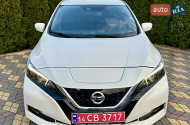 Хэтчбек Nissan Leaf 2021 в Самборе