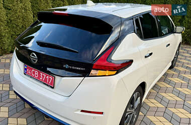 Хэтчбек Nissan Leaf 2021 в Самборе