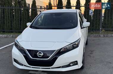 Хетчбек Nissan Leaf 2022 в Тернополі