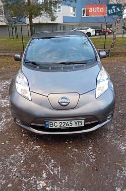 Хэтчбек Nissan Leaf 2014 в Львове