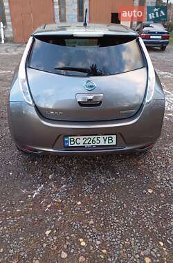 Хэтчбек Nissan Leaf 2014 в Львове