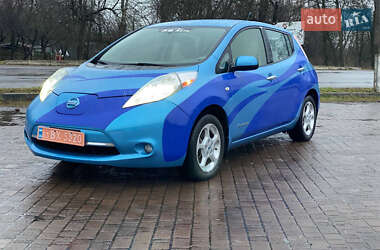 Хетчбек Nissan Leaf 2012 в Бурштині