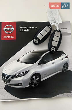 Хэтчбек Nissan Leaf 2018 в Дубно