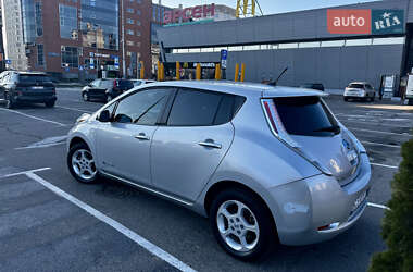 Nissan Leaf 2012