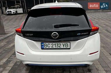 Хетчбек Nissan Leaf 2021 в Ужгороді