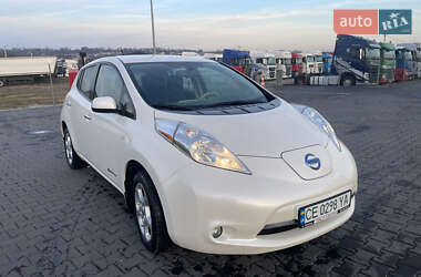 Хетчбек Nissan Leaf 2013 в Чернівцях