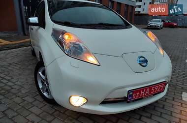 Хэтчбек Nissan Leaf 2014 в Львове