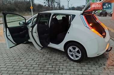 Хэтчбек Nissan Leaf 2014 в Львове