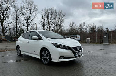 Хетчбек Nissan Leaf 2019 в Івано-Франківську