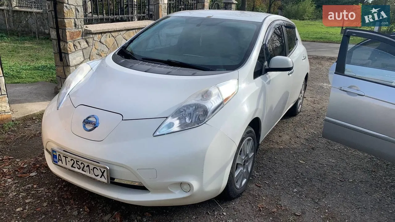 2015 Nissan Leaf - мініатюра 10