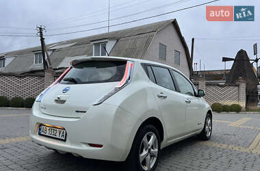 Хетчбек Nissan Leaf 2011 в Тульчині