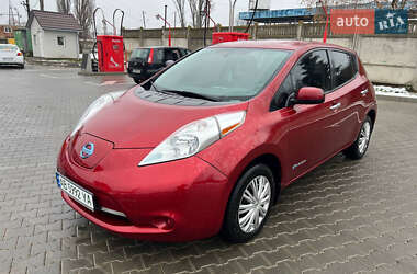 Хэтчбек Nissan Leaf 2014 в Виннице