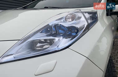 Хетчбек Nissan Leaf 2012 в Івано-Франківську