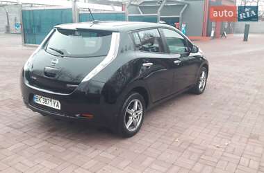Хэтчбек Nissan Leaf 2013 в Ровно