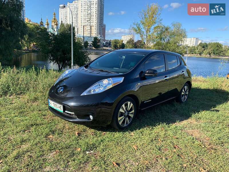 Nissan Leaf 2014