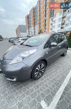 Хетчбек Nissan Leaf 2015 в Вінниці