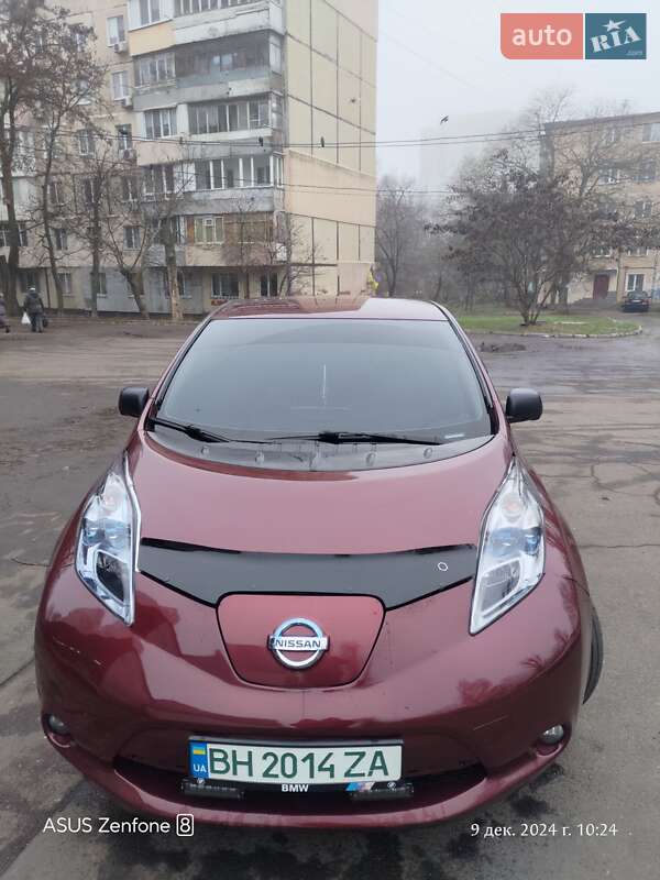 Хэтчбек Nissan Leaf 2016 в Одессе фото 3 Хэтчбек Nissan Leaf 2016 в Одессе