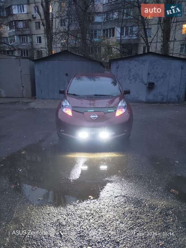 Хэтчбек Nissan Leaf 2016 в Одессе фото 15 Хэтчбек Nissan Leaf 2016 в Одессе