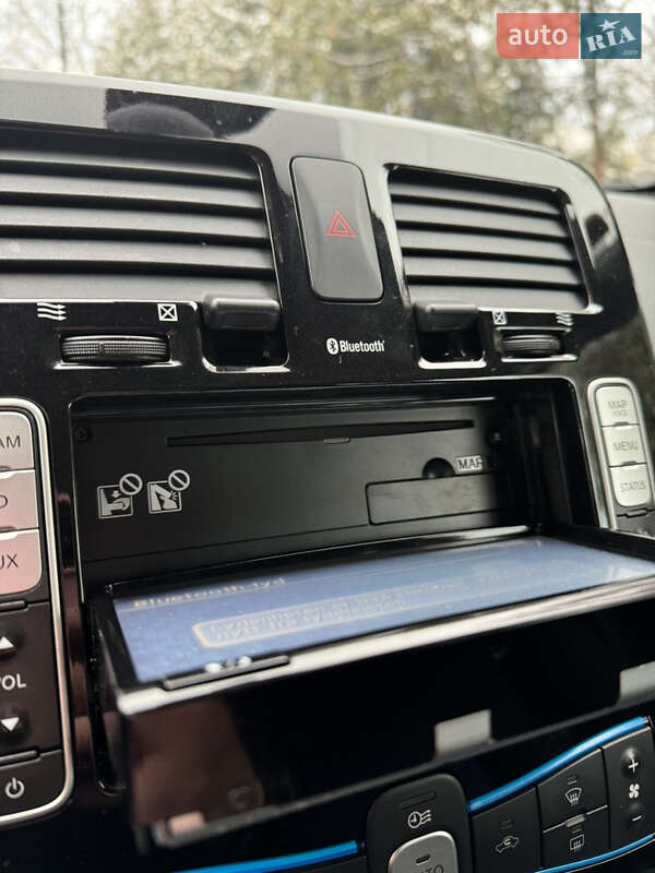 Хэтчбек Nissan Leaf 2013 в Луцке